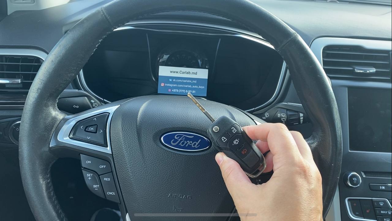 ДЕЛАЕМ КЛЮЧ FORD FUSION 2015.